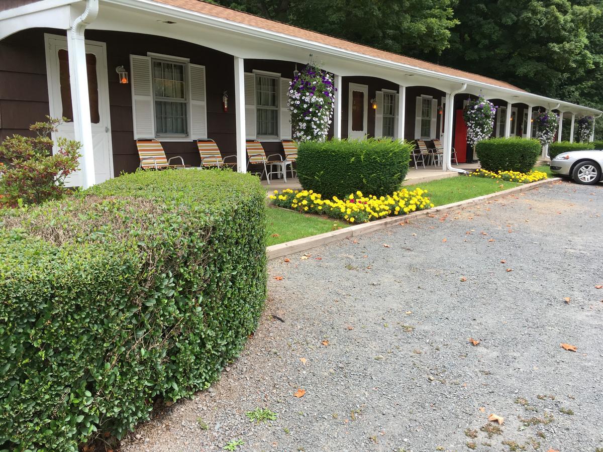 Cave Mountain Motel Windham Eksteriør bilde